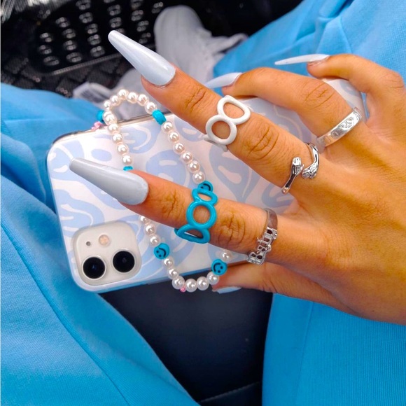 Gummy Adjustable Rings - Picture 1 of 8